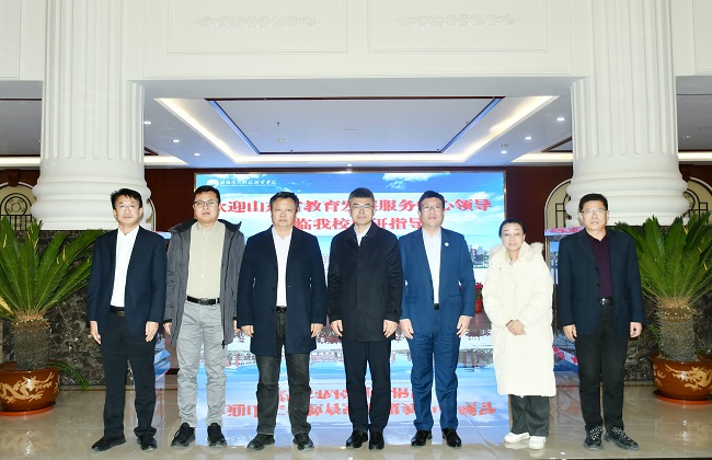 1734058763697545.jpg 合影.jpg